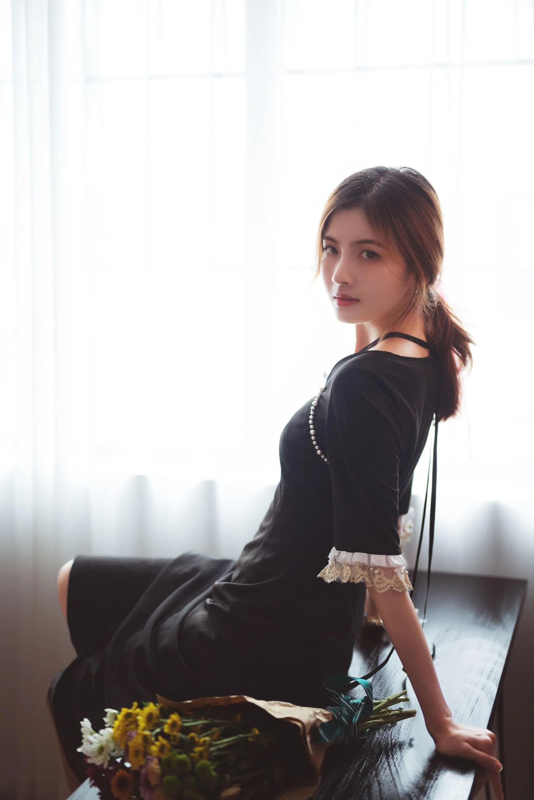 [艺图语] 2022.05.28 浪漫满屋 Dtifa丁小妮 [28P]插图5